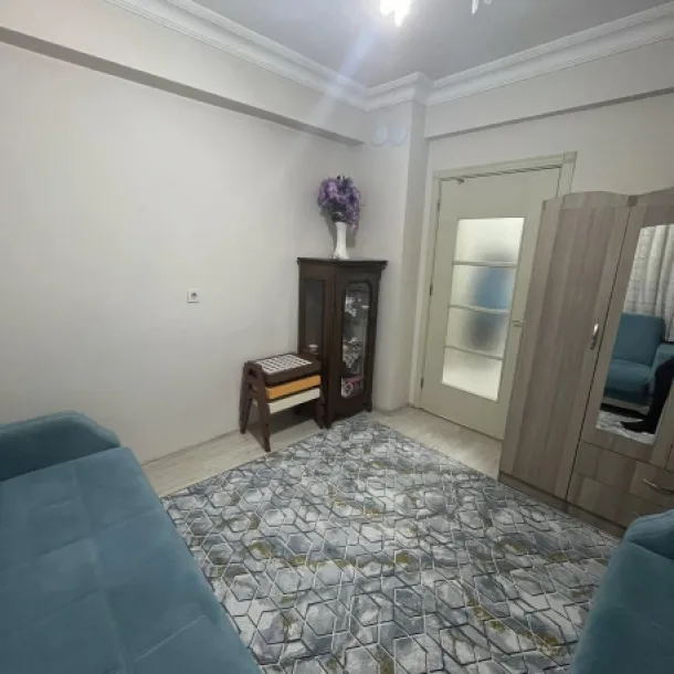 Erenköy'de 2+1 2.kat 7 yıllık daire