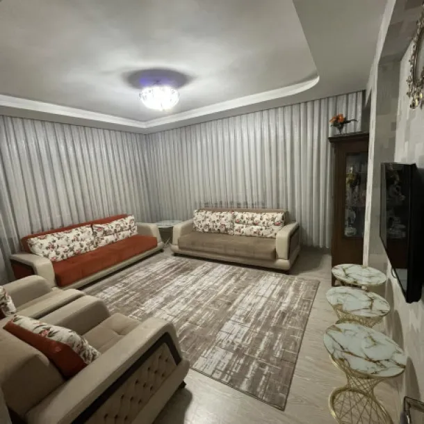 Erenköy'de 2+1 2.kat 7 yıllık daire