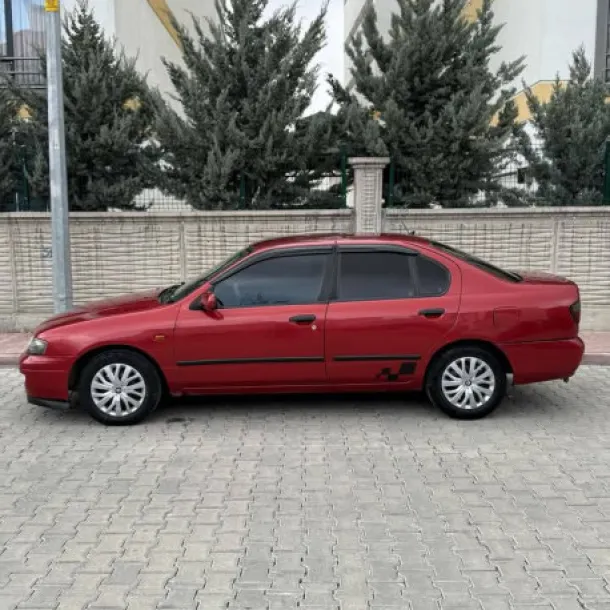Nissan primera 1998 model