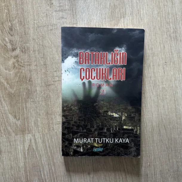 Murat Tutku Kaya - Bataklığın Çocukları